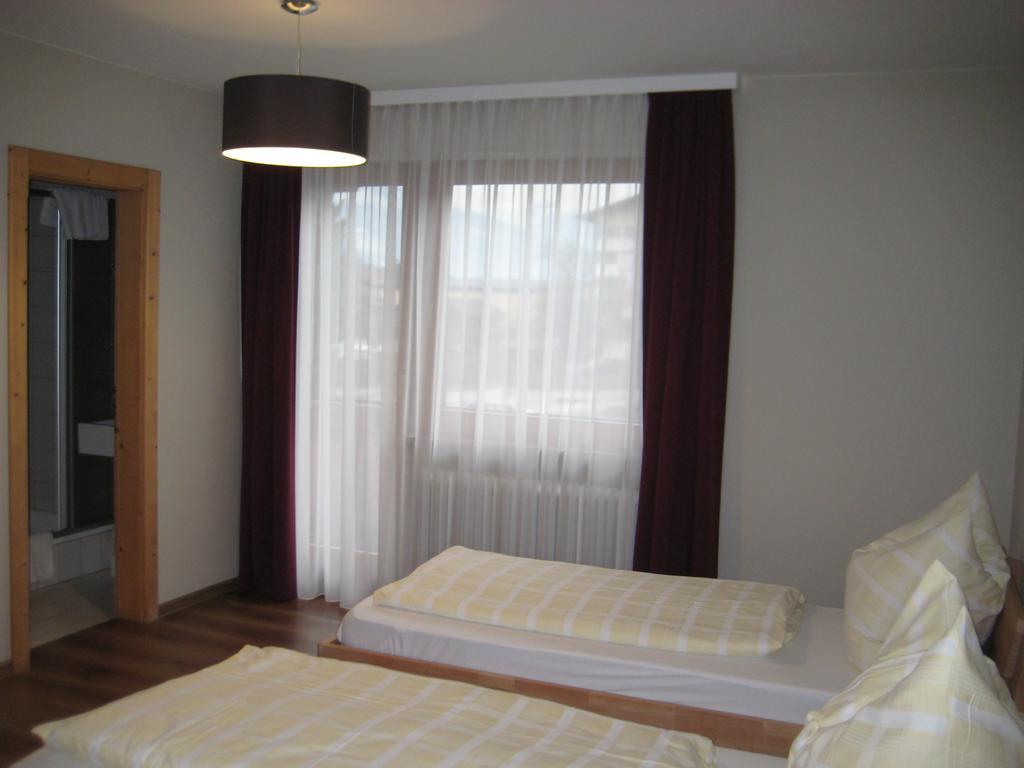Bed and Breakfast Haus Christl Uderns Exterior foto