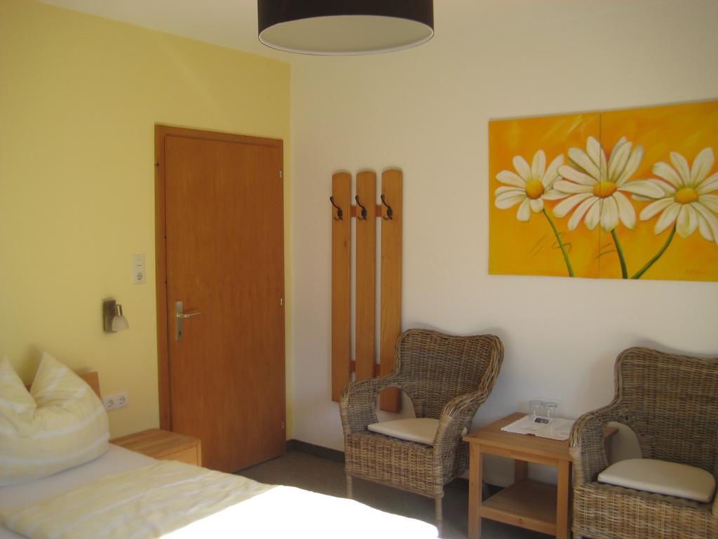 Bed and Breakfast Haus Christl Uderns Exterior foto